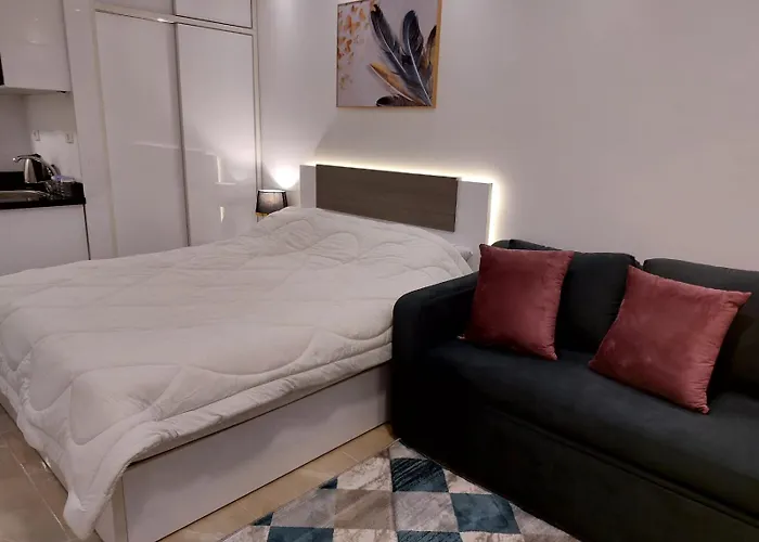 Studio In Florenza Khamsin